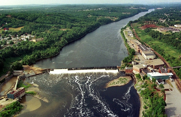 Part One: Damned If You Do, Dammed If You Don’t: Making Decisions and Resolving Conflicts On Dam Removal