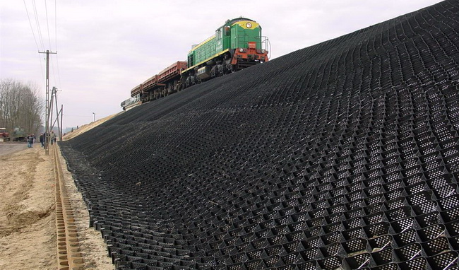 SLOPE CONSTRUCTION