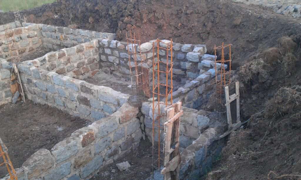FOUNDATIONS IN BLACK COTTON SOIL