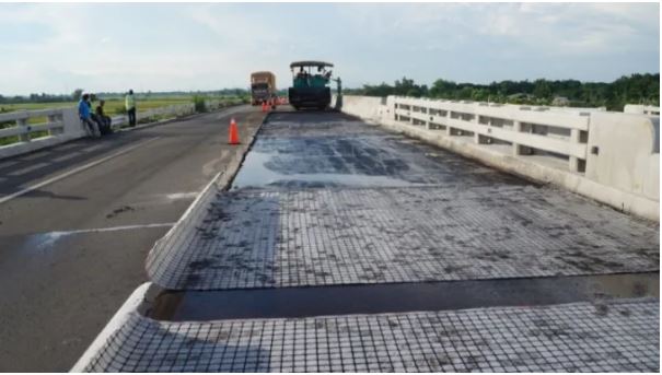 4 BENEFITS OF GEOSYNTHETICS IN ROAD CONSTRUCTION